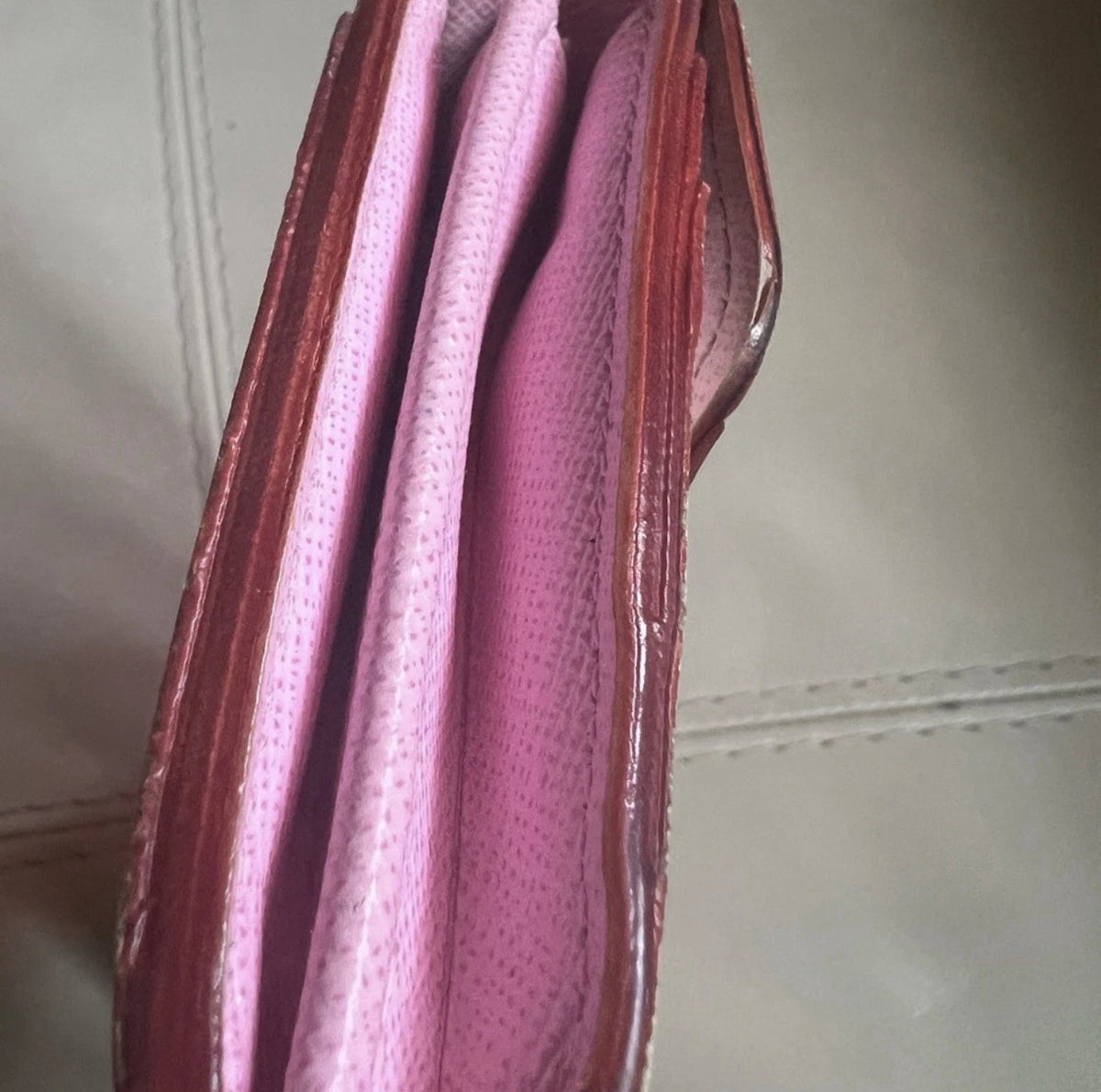 Louis Vuitton White Multicolor Monogram Sarah Wallet Pink Interior Zip
