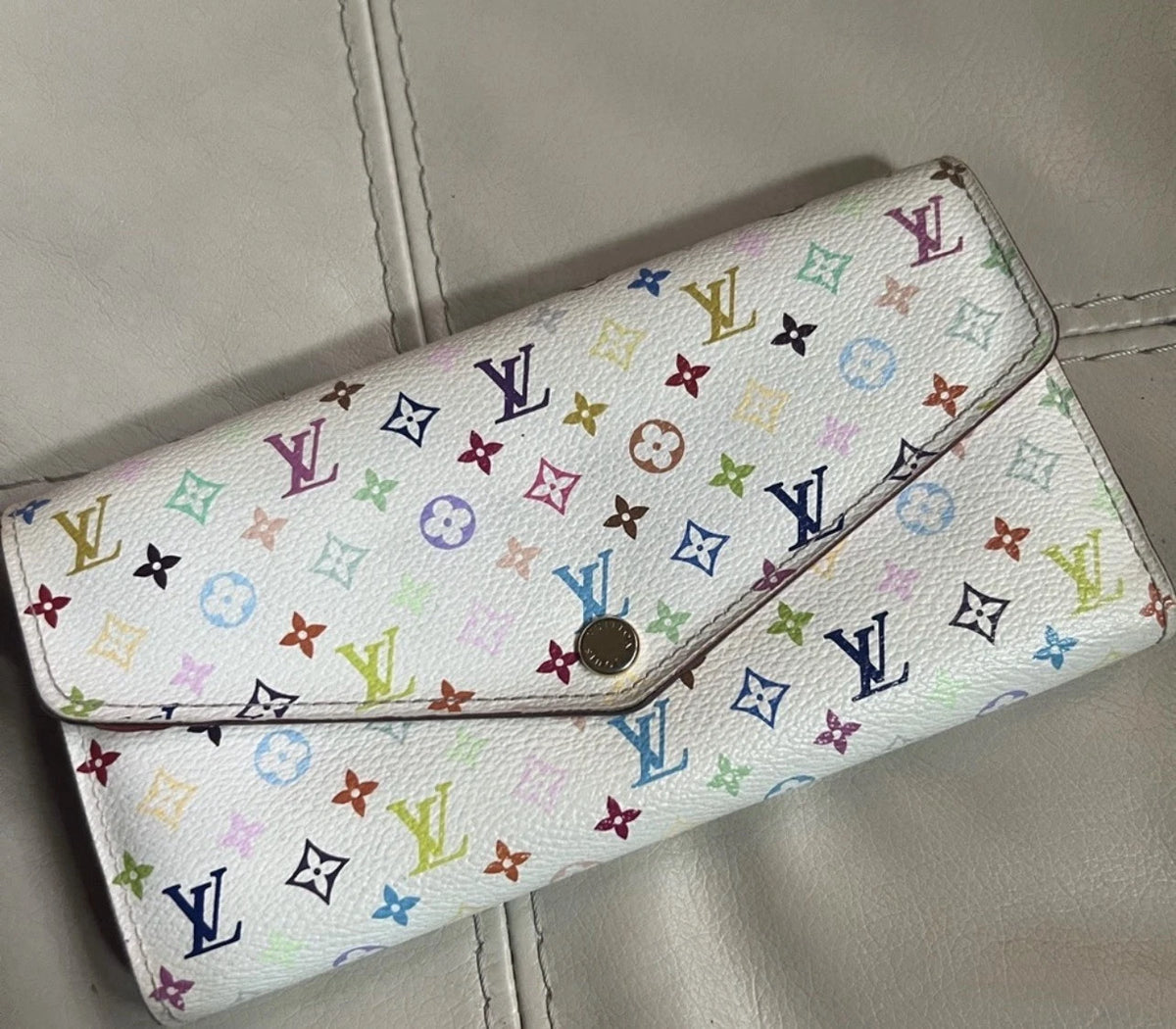 Louis Vuitton White Multicolor Monogram Sarah Wallet Pink Interior Zip